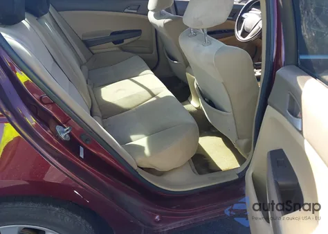 2010 Honda Accord 2.4 Lx z USA, uszkodzony, nr VIN 1HGCP2F35AA100971